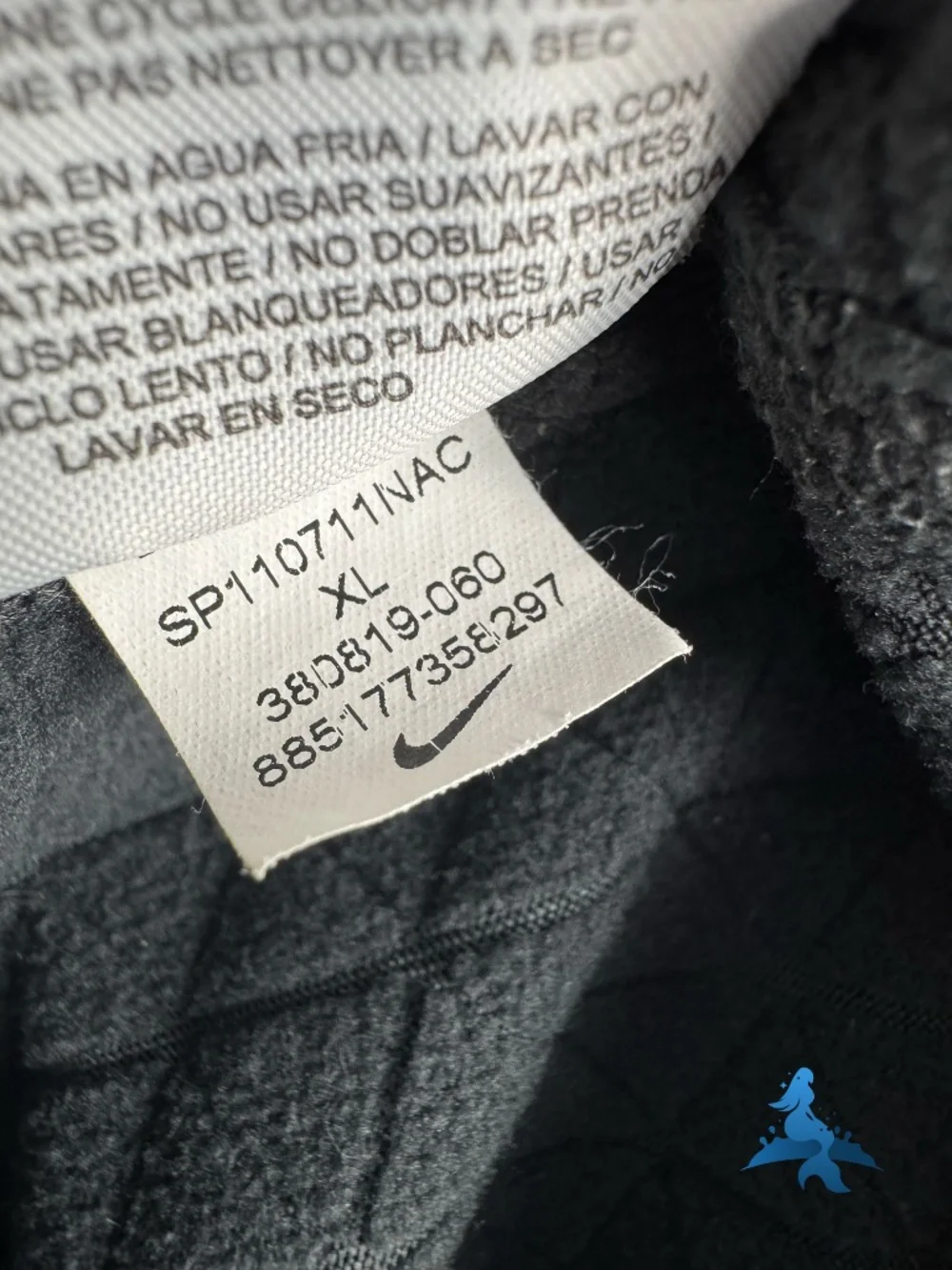 1291 NIKE Element Jacquard Half-Zip Running Top – XL – Black